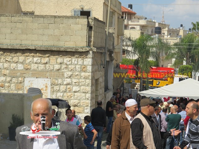 كفرقاسم : ابناء المرحوم الحاج محمد محمود عيسى  ابو لطفي  يُعدون وليمة غداء عن روح والدتهم المرحومة عزيزة عبد الرحمن عيسى  ام لطفي   رحمها الله 